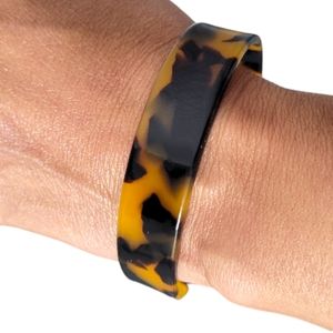 New Tortoiseshell Open Cuff Bracelet